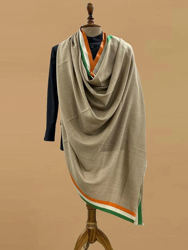 Heritage Shawl Wool Blend with Tricolour Pattern in Beige