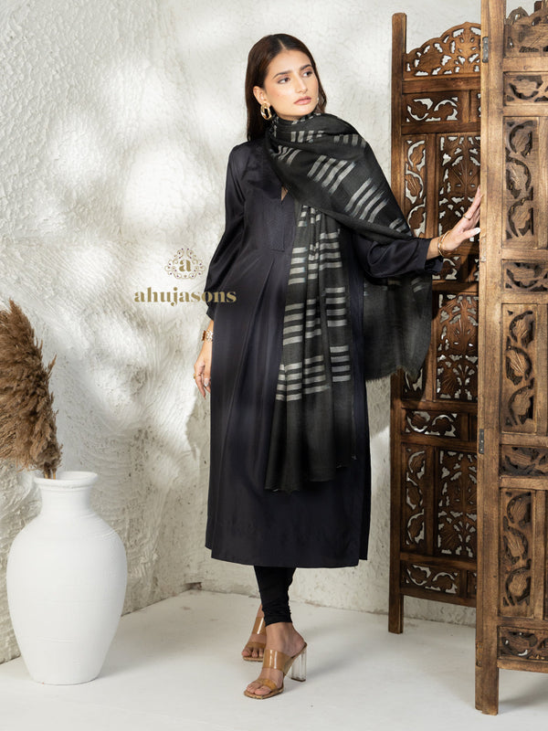 Black Handloom Pure Pashmina Shawl — Artisanal Check Pattern